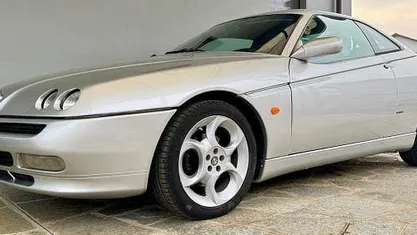 Usata Alfa Romeo GTV 155 CV (114 kW) 1999 Giallo Coupé