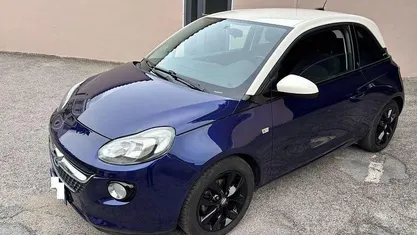 Usata Opel Adam 87 CV (63 kW) 2017 Utilitaria