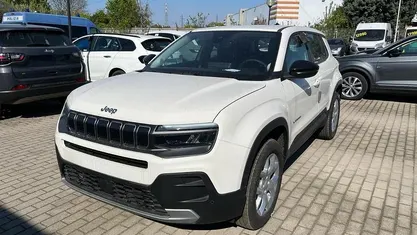 Usata 2025 Jeep Avenger Altitude SUV | 23.690 € (Buon prezzo)