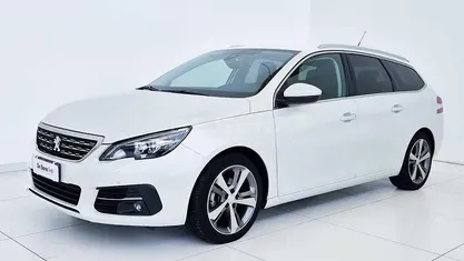 Bianco Usata 2020 Peugeot 308 SW Allure Station wagon | 13.590 € (Cara)