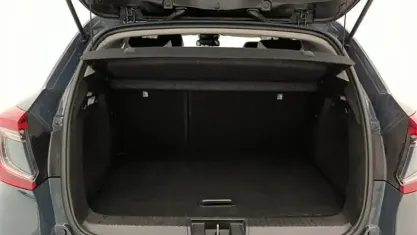 Usata Renault Captur Intens 101 CV (74 kW) 2022 Blu scuro SUV