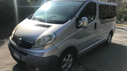 Usata Opel Vivaro 146 CV (107 kW) 2009 Monovolume