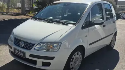 Usata Fiat Idea Active 95 CV (69 kW) 2012 Bianco Monovolume