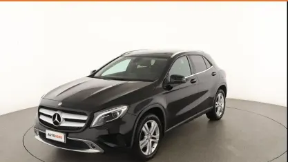 Usata Mercedes GLA200 136 CV (100 kW) 2016 Nero SUV