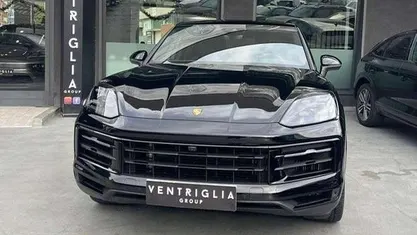 Usata 2024 Porsche Cayenne Coupe Coupé | 123.900 €