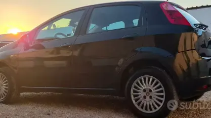 Usata Fiat Punto Active 60 CV (44 kW) 2009 Nero Utilitaria