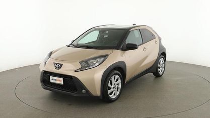 Second-hand Toyota Aygo X Trend 72 CP (52 kW) 2022 Bej SUV