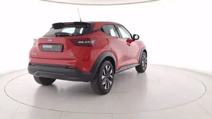 Usata Nissan Juke Acenta 114 CV (83 kW) 2023 Rosso SUV