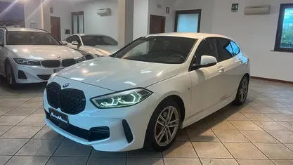 Usata BMW 118 M Sport 150 CV (110 kW) 2019 Bianco Utilitaria