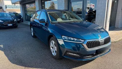 Usata Skoda Octavia SportLine 131 CV (96 kW) 2022 Station wagon