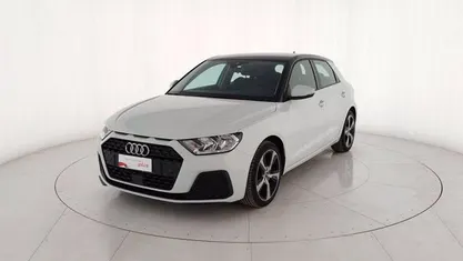 Usata Audi A1 Sportback Admired 110 CV (80 kW) 2023 Grigio metallizzato Utilitaria