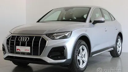 Usata Audi Q5 Advanced 204 CV (150 kW) 2022 Argento floret metallizzato SUV