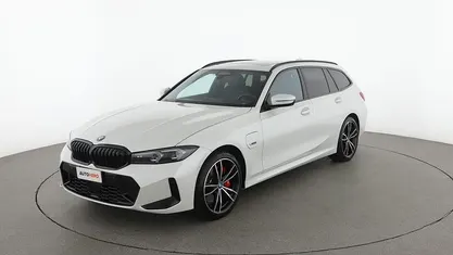 Usata BMW 330e M Sport 292 CV (214 kW) 2023 Bianco