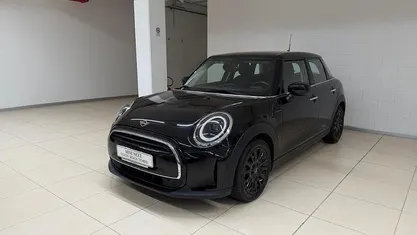 Midnight black metallizzato Usata 2022 Mini ONE Business Due volumi | 15.900 € (Super prezzo)