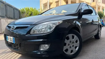 Usata Hyundai i30 90 CV (66 kW) 2008 Nero Berlina