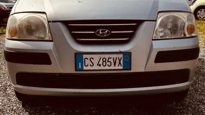 Usata Hyundai Atos GLS 59 CV (43 kW) 2001 Grigio Utilitaria