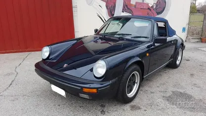 Usata Porsche 911 Carrera Cabriolet 231 CV (169 kW) 1986 Cabrio