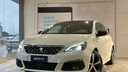 Usata 2020 Peugeot 308 GT Berlina | 13.400 € (Buon prezzo)