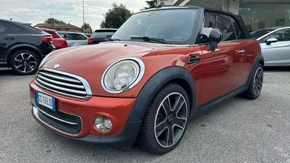 Usata Mini Cooper Cabriolet 122 CV (89 kW) 2011 Cabrio
