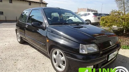 Usata Renault Clio 135 CV (99 kW) 1994 Nero Utilitaria