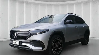Begagnad Mercedes EQA250+ Premium Plus 139 kW (190 HK) 2023 Silver SUV