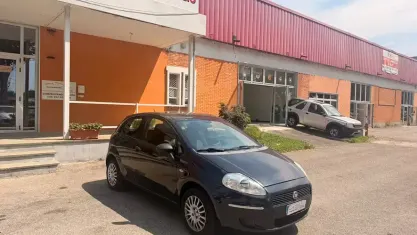Usata Fiat Grande Punto 77 CV (56 kW) 2010 Nero Utilitaria