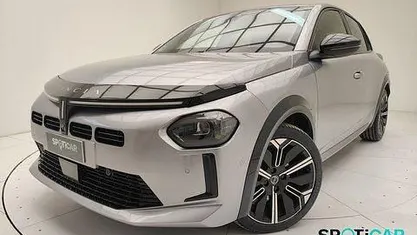 Usata Lancia Ypsilon 110 CV (80 kW) 2025 Utilitaria