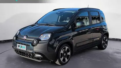 Verde Usata 2025 Fiat Panda Cross Cross Due volumi | 14.500 € (Buon prezzo)