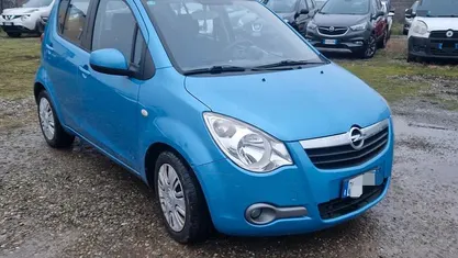 Usata Opel Agila 65 CV (47 kW) 2008 Monovolume