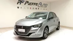 Grigio artense Usata 2023 Peugeot 208 Allure Due volumi | 17.500 € (Buon prezzo)