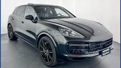 Nero Usata 2020 Porsche Cayenne Turbo S SUV | 92.800 €