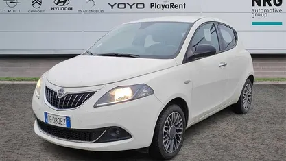 Usata 2023 Lancia Ypsilon Silver Due volumi | 11.700 € (Buon prezzo)