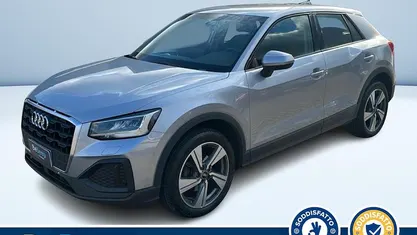 Argento metallizzato Usata 2021 Audi Q2 Design SUV | 25.900 € (Buon prezzo)