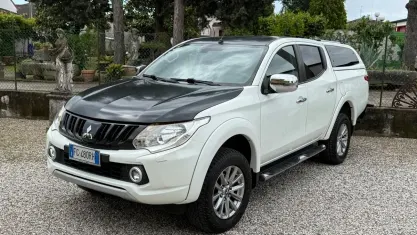Occasion Mitsubishi L200 Intense 181 ch (133 kW) 2017 Blanc Pick-up