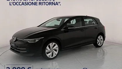 Usata VW Golf VIII Style 150 CV (110 kW) 2025 Grenadill black metallizzato Berlina