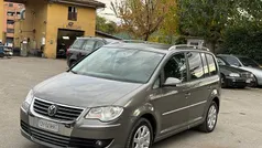 Usata 2007 VW Touran Highline Monovolume | 3900 € (Buon prezzo)