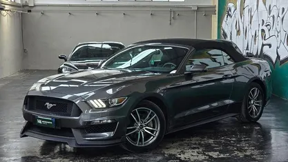 Usata Ford Mustang Convertible 316 CV (232 kW) 2016 Cabrio