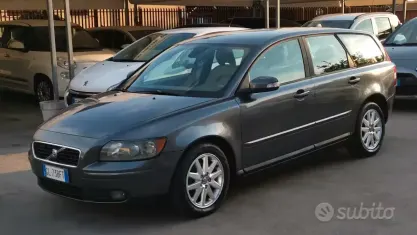 Usata Volvo V50 109 CV (80 kW) 2007 Nero Station wagon