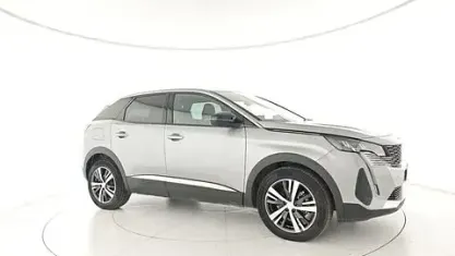 Usata Peugeot 3008 Allure 131 CV (96 kW) 2024 Argento SUV