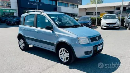 Usata Fiat Panda Climbing 60 CV (44 kW) 2009 Utilitaria