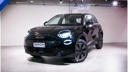 Nuova Fiat 600 Pop 101 CV (74 kW) 2026 Nero SUV