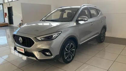 Argento Usata 2024 MG ZS Luxury | 16.999 € (Buon prezzo)