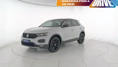 Usata VW T-Roc Advance 150 CV (110 kW) 2020 White silver metallizzato nero SUV