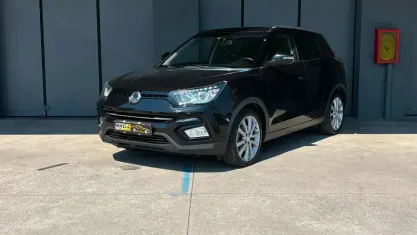Usata SsangYong Tivoli 116 CV (85 kW) 2018 Nero SUV