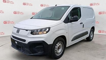 Neu Fiat Doblò 102 PS (75 kW) 2025 Weiß Van / Kleinbus