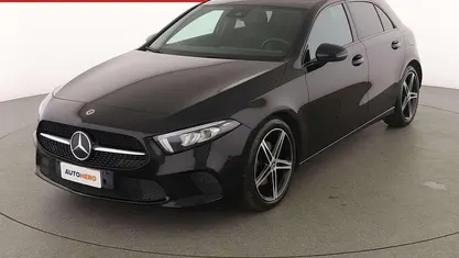 Usata Mercedes A180 116 CV (85 kW) 2022 Nero Berlina
