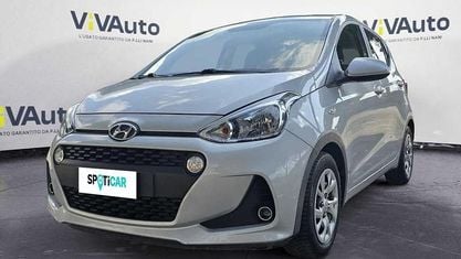 Gebraucht Hyundai i10 Comfort 67 PS (49 kW) 2016 Grau Kleinwagen