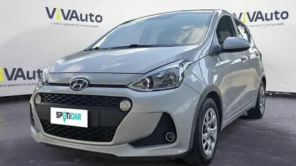 Usata Hyundai i10 Comfort 67 CV (49 kW) 2016 Grigio Utilitaria