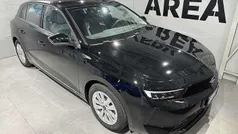 Nero Nuova 2025 Opel Astra Edition Tre volumi | 23.100 € (Buon prezzo)