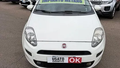 Usata Fiat Punto Street 69 CV (50 kW) 2014 Bianco Utilitaria